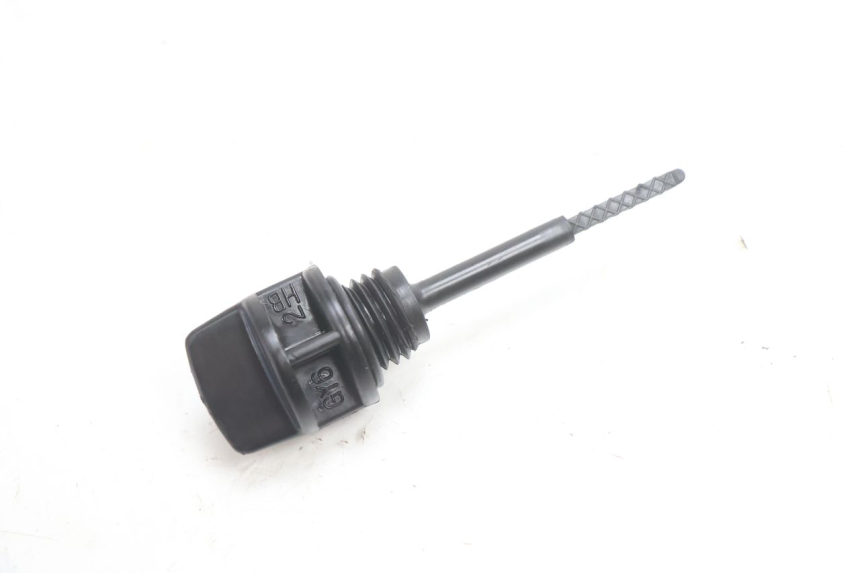 photo de ENGINE OIL DIPSTICK PEUGEOT KISBEE 4T 50 (2010 - 2017) - Zoom on usage condition