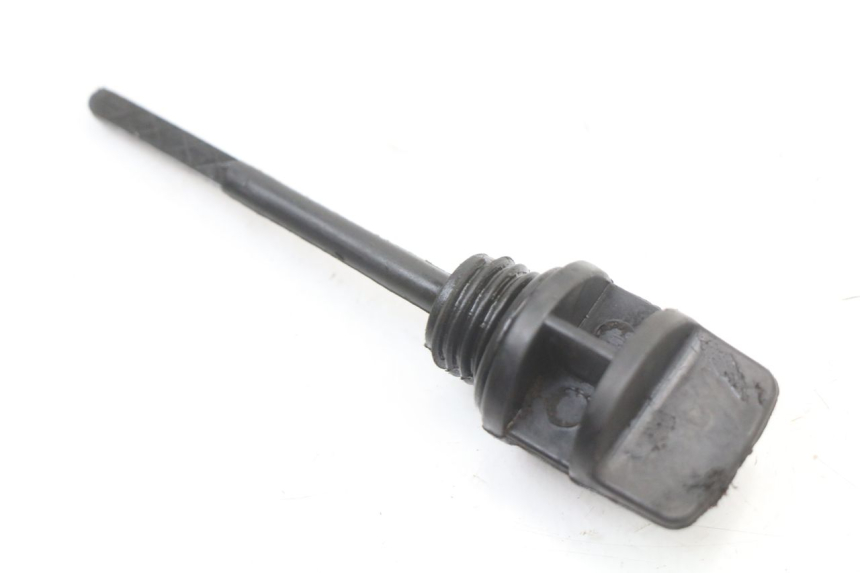 photo de Engine oil dipstick EUROCKA R8 4T 50 (2013 - 2022) - Zoom on usage condition