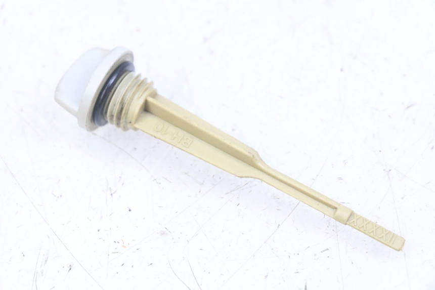 photo de ENGINE OIL DIPSTICK YAMASAKI RAPTOR 50 (2013 - 2018) - Zoom on usage condition