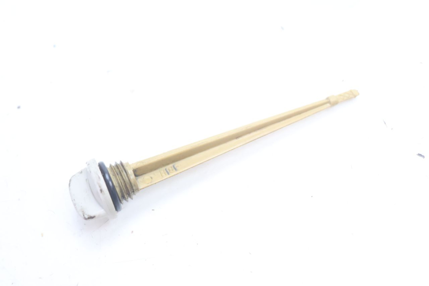 photo de ENGINE OIL LEVEL APOLLO RFZ 140 - Alternative perspective