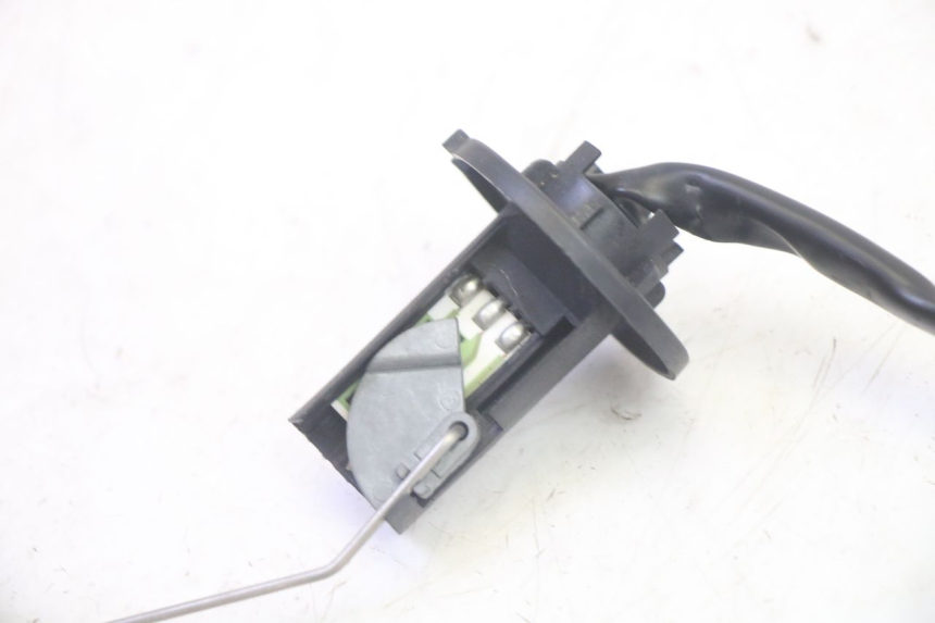 photo de FUEL TANK GAUGE KYMCO AGILITY 4T 50 (2018 - 2022) - Component detail