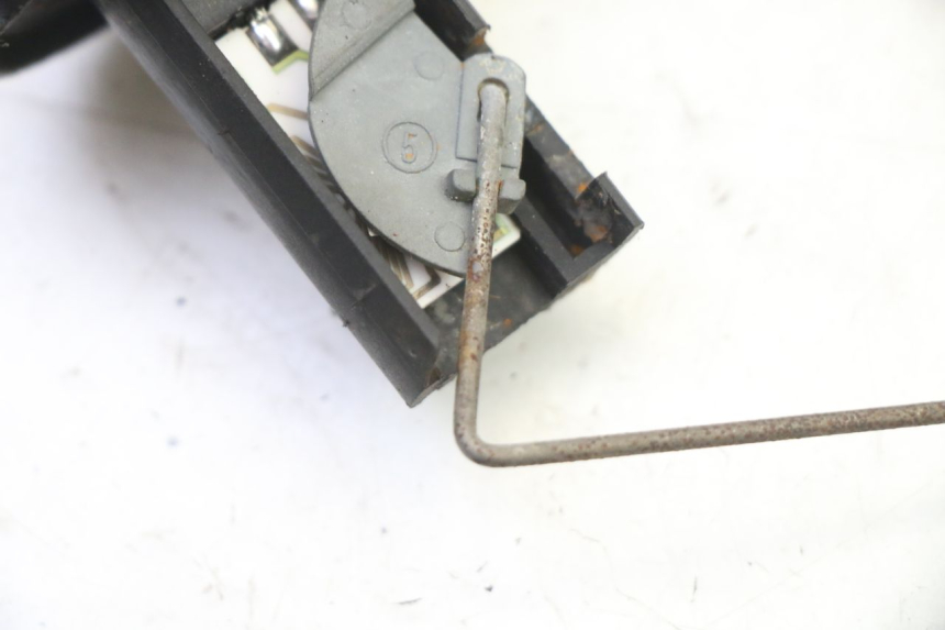 photo de FUEL TANK GAUGE MASH BIBOP 2T 50 (2013 - 2018) - Zoom on usage condition