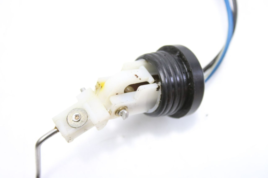 photo de FUEL TANK GAUGE SUZUKI CP 80 (1985 - 1996) - Alternative perspective