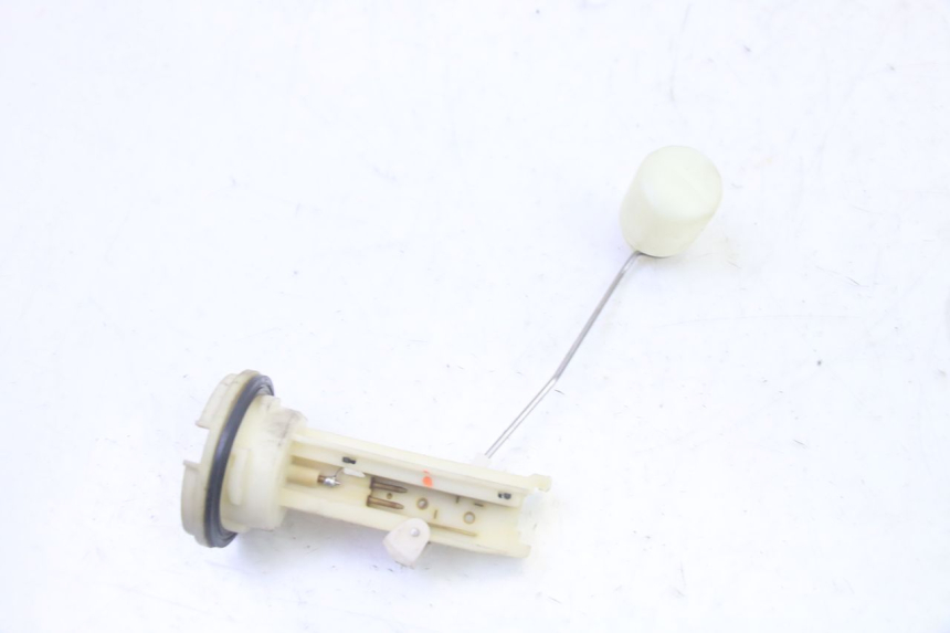 photo de FUEL TANK GAUGE PEUGEOT ELYSTAR 50 (2002 - 2014) - Zoom on usage condition