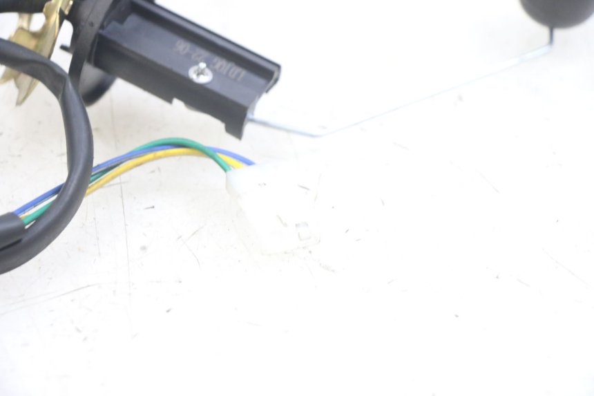 photo de FUEL TANK GAUGE JM MOTORS EVOLIS 4T 50 (2018 - 2022) - Alternative perspective