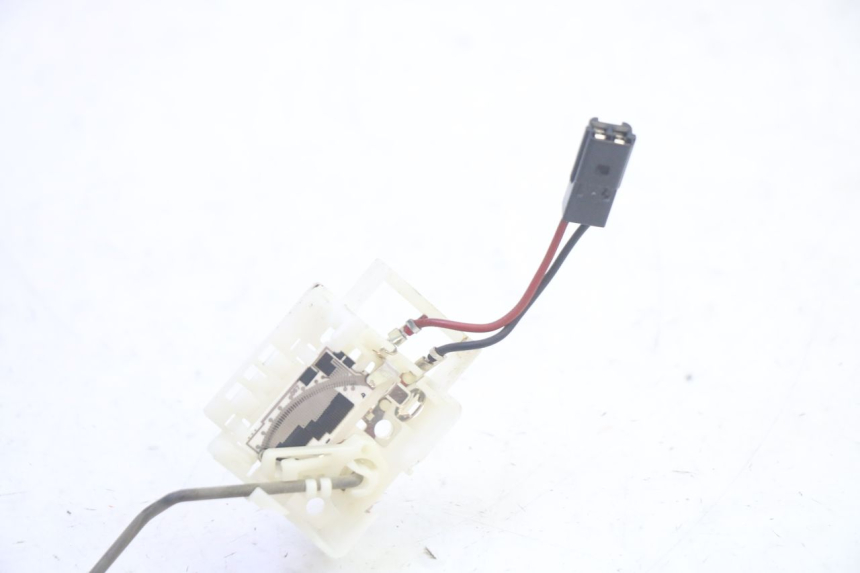 photo de FUEL TANK LEVEL YAMAHA FJR ABS 1300 (2006 - 2012) - Component detail