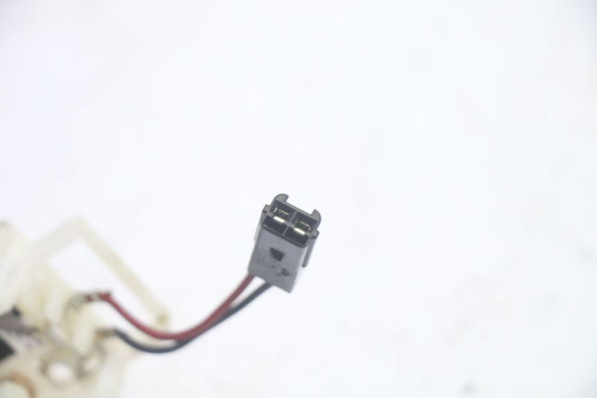 photo de FUEL TANK LEVEL YAMAHA FJR ABS 1300 (2006 - 2012) - Zoom on usage condition