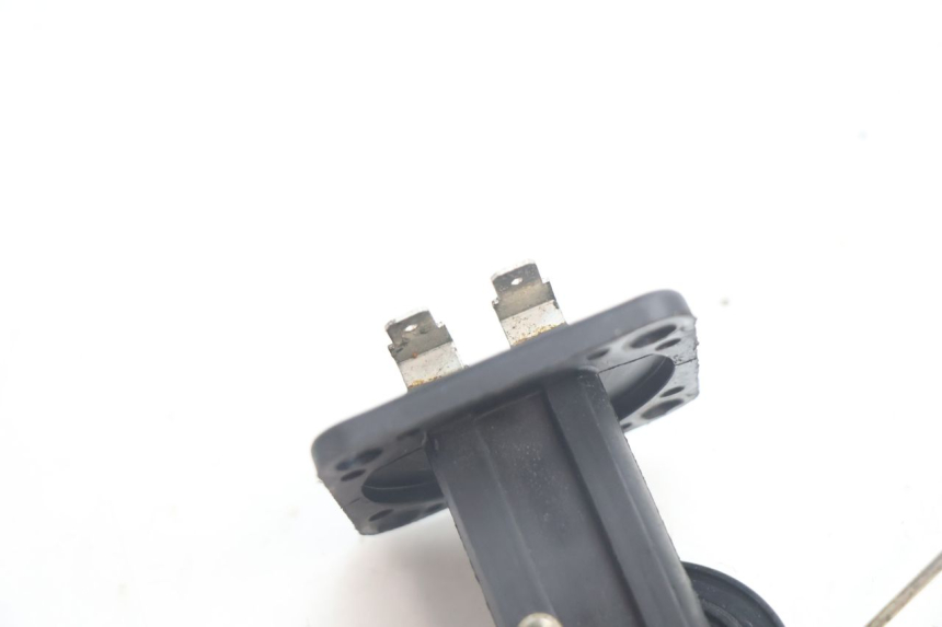 photo de FUEL TANK GAUGE KEEWAY HURRICANE 50 (2006 - 2019) - Zoom on usage condition
