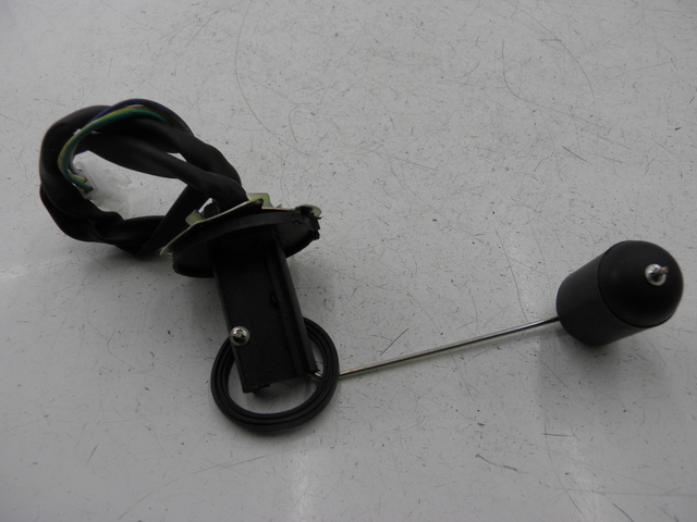 photo de FUEL TANK LEVEL JM MOTOR JULIA 50 (2010 - 2014) - Zoom on usage condition