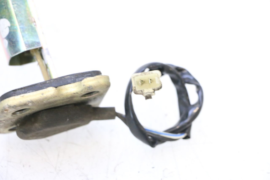 photo de FUEL TANK LEVEL KEEWAY MATRIX RX9 125 (2006 - 2007) - Zoom on usage condition