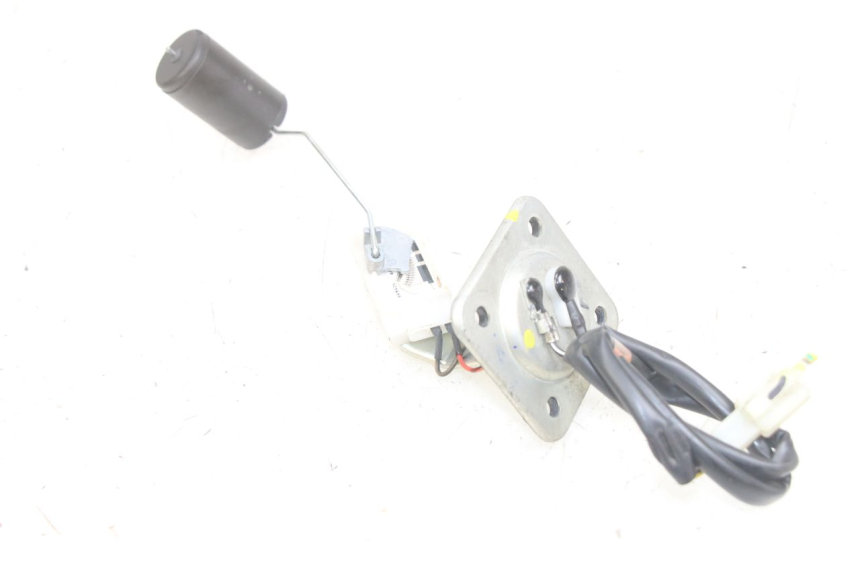 photo de FUEL TANK GAUGE PIAGGIO MEDLEY 125 (2016 - 2023) - Main view