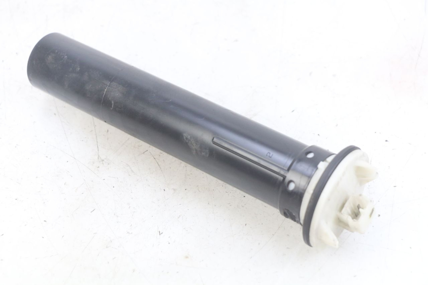 photo de FUEL TANK GAUGE PIAGGIO MP3 LT 400 (2007 - 2012) - Technical close-up