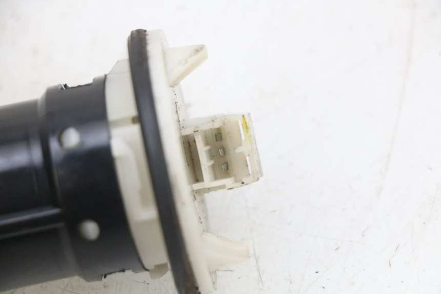 photo de FUEL TANK GAUGE PIAGGIO MP3 LT 400 (2007 - 2012) - Product overview