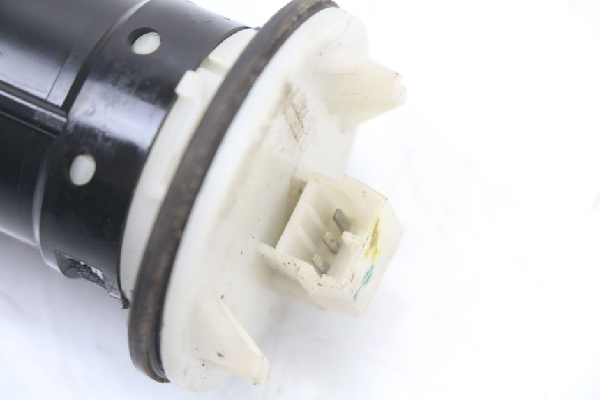 photo de FUEL TANK LEVEL PIAGGIO MP3 125 (2006 - 2014) - Zoom on usage condition