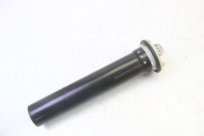 photo de FUEL TANK LEVEL PIAGGIO MP3 500 (2011 - 2015) - Alternative perspective