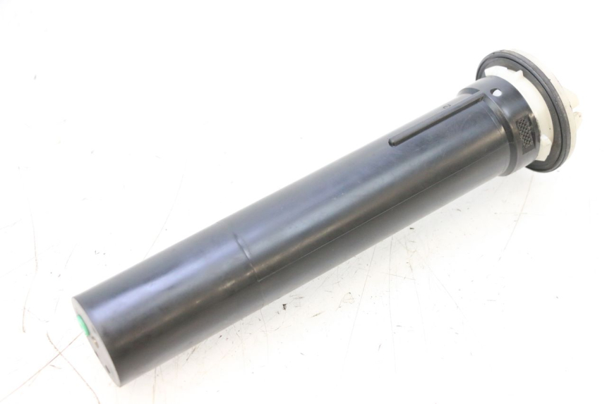 photo de FUEL TANK GAUGE PIAGGIO MP3 RL 250 (2006 - 2010) - Technical close-up