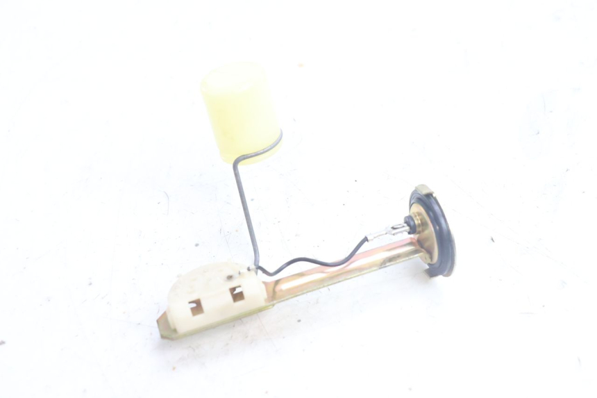 photo de FUEL TANK LEVEL YAMAHA NEO'S NEOS 2T 50 (1998 - 2007) - Zoom on usage condition