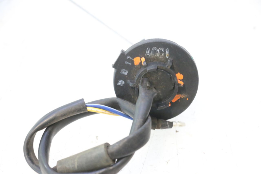 photo de FUEL TANK LEVEL KYMCO LIKE 4T 50 (2019 - 2025) - Alternative perspective