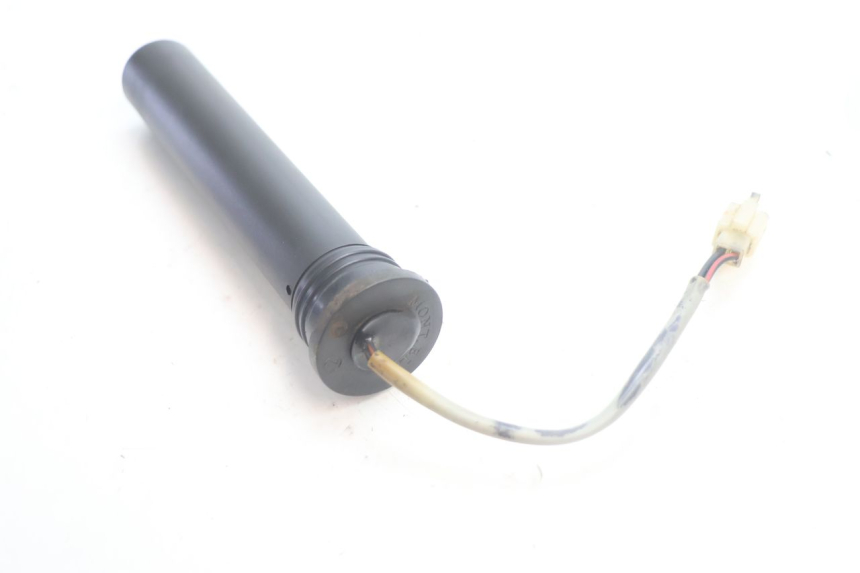 photo de FUEL TANK LEVEL MBK NITRO 50 (2004 - 2008) - Zoom on usage condition