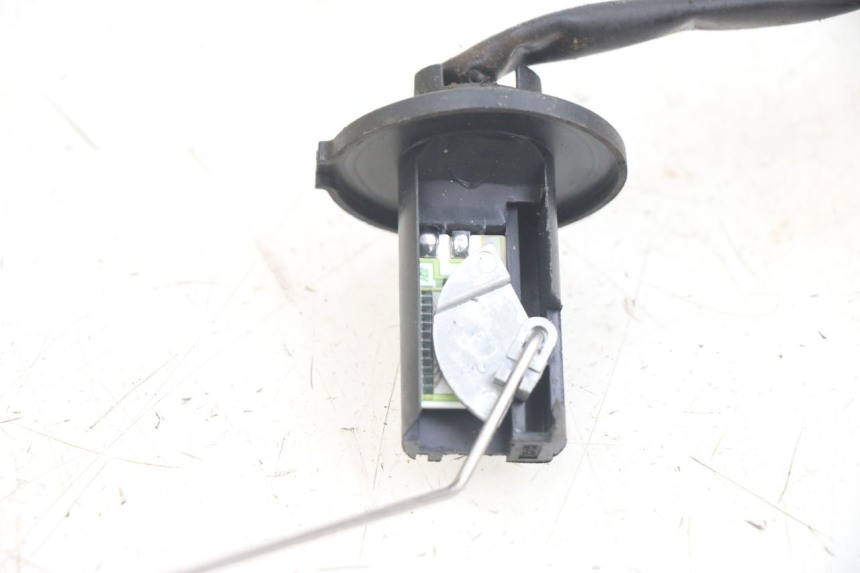 photo de FUEL TANK GAUGE SYM ORBIT 2 TS 2T 50 (2011 - 2016) - Zoom on usage condition
