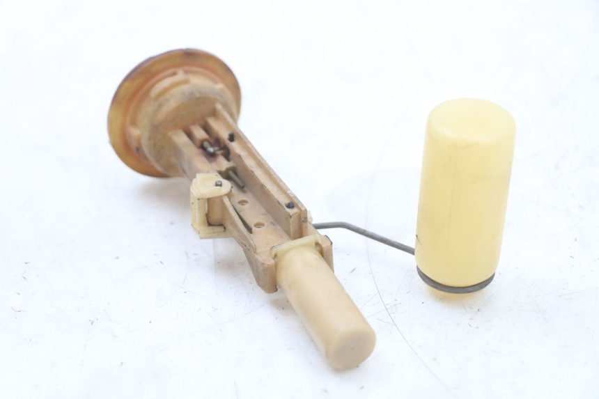 photo de FUEL TANK LEVEL GILERA RUNNER LC 50 (1997 - 1998) - Technical close-up