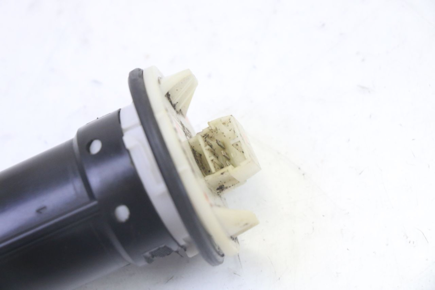 photo de FUEL TANK GAUGE GILERA RUNNER SP 50 (2009 - 2017) - Component detail