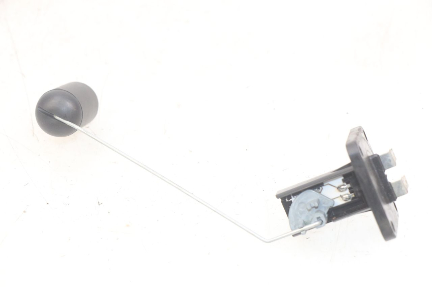 photo de FUEL TANK GAUGE APRILIA SCARABEO LIGHT 125 (2007 - 2011) - Zoom on usage condition