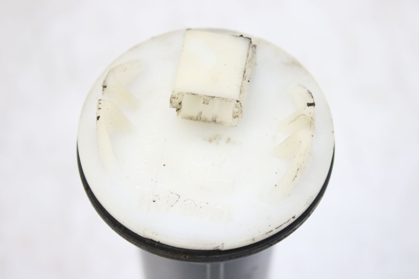 photo de FUEL TANK GAUGE APRILIA SCARABEO 100 (2003 - 2012) - Technical close-up