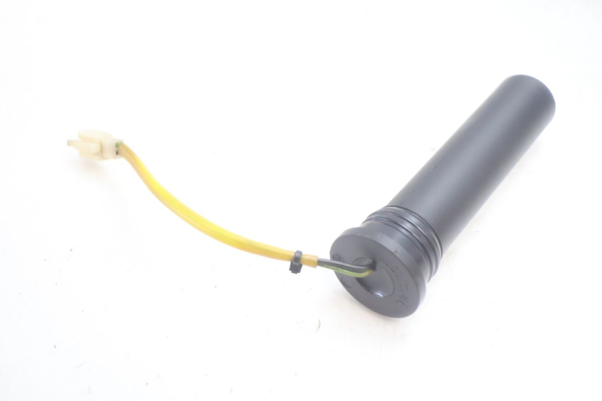 photo de FUEL TANK LEVEL YAMAHA SLIDER 50 (1999 - 2004) - Zoom on usage condition