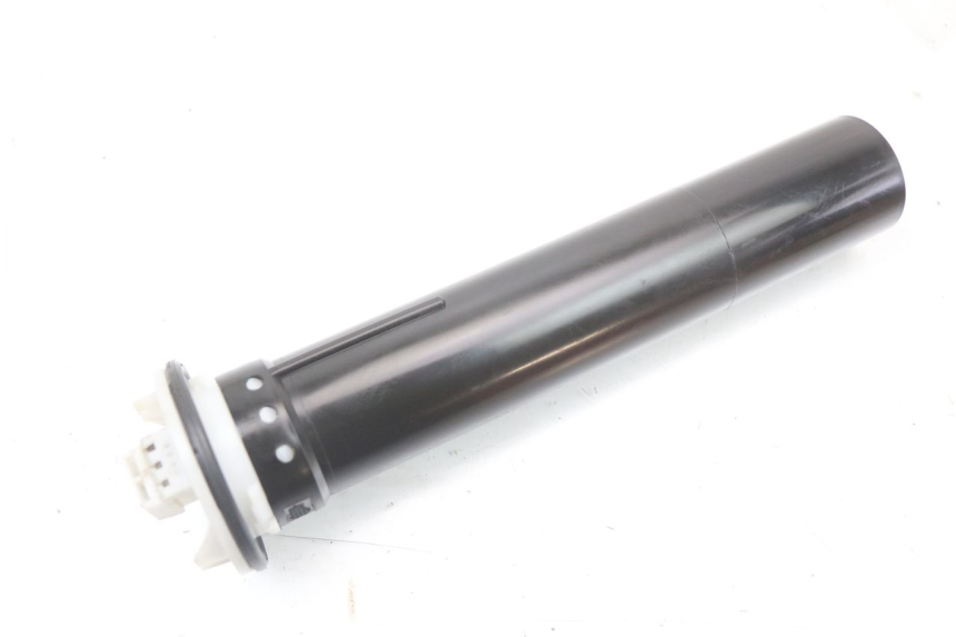 photo de FUEL TANK LEVEL APRILIA SR MOTARD 50 (2012 - 2018) - Alternative perspective