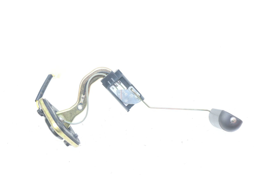 photo de FUEL TANK GAUGE PEUGEOT STREETZONE 4T 50 (2018 - 2023) - Zoom on usage condition