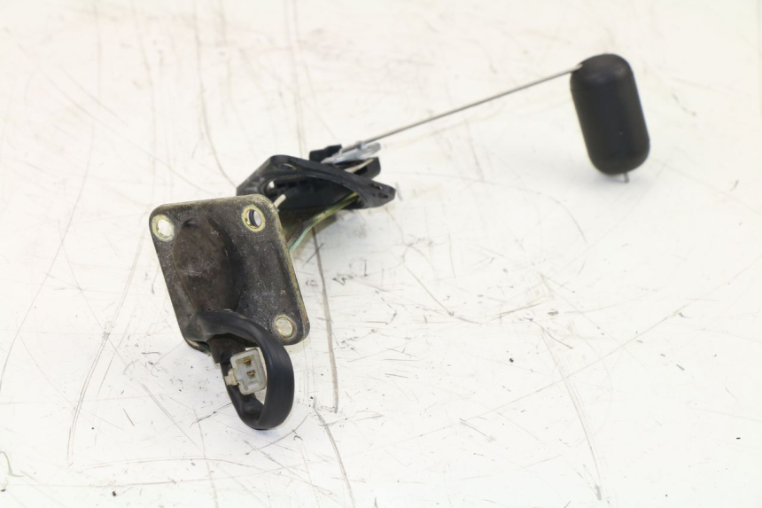 photo de FUEL TANK LEVEL SYM GTS 125 (2005 - 2008) - Zoom on usage condition