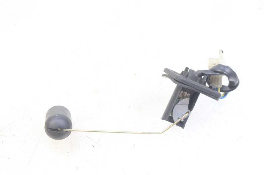 photo de FUEL TANK GAUGE PEUGEOT V-CLIC VCLIC 50 (2007 - 2013) - Zoom on usage condition