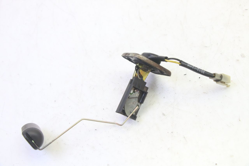 photo de FUEL TANK GAUGE PEUGEOT VIVACITY NEW 4T 50 (2008 - 2017) - Zoom on usage condition