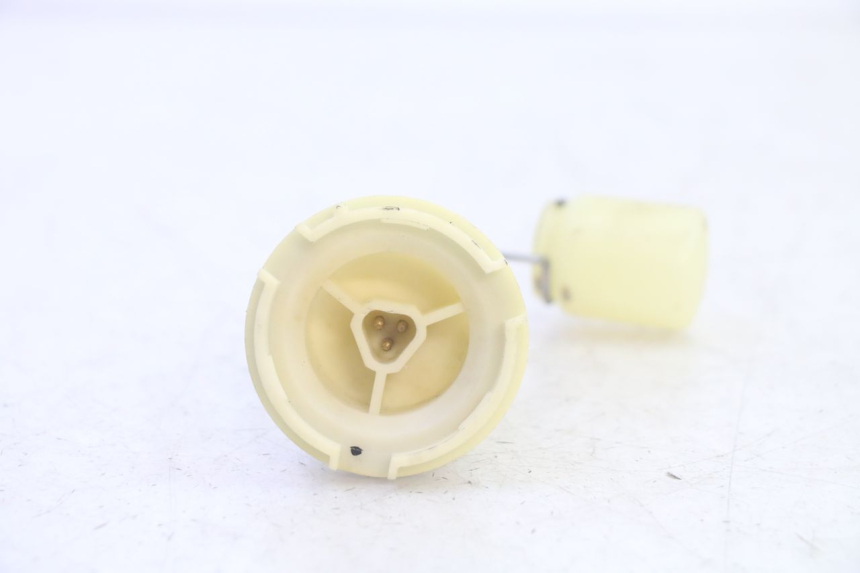 photo de FUEL TANK LEVEL PEUGEOT VIVACITY 100 (1999 - 2008) - Alternative perspective