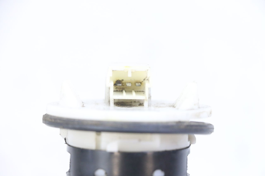 photo de FUEL TANK GAUGE PIAGGIO X10 125 (2012 - 2017) - Alternative perspective