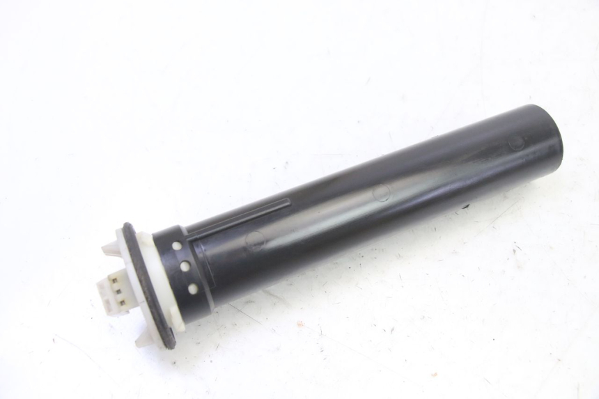 photo de FUEL TANK GAUGE PIAGGIO X9 EVOLUTION 125 (2003 - 2007) - Zoom on usage condition