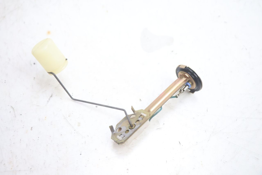 photo de FUEL TANK LEVEL YAMAHA YP MAJESTY 125 (2002 - 2006) - Main view