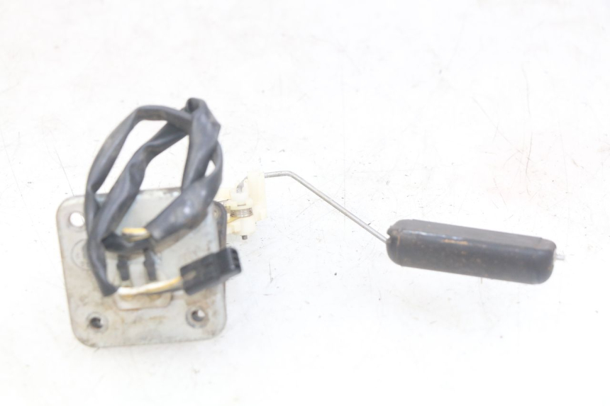 photo de FUEL TANK GAUGE KAWASAKI Z 750 (2007 - 2013) - Zoom on usage condition