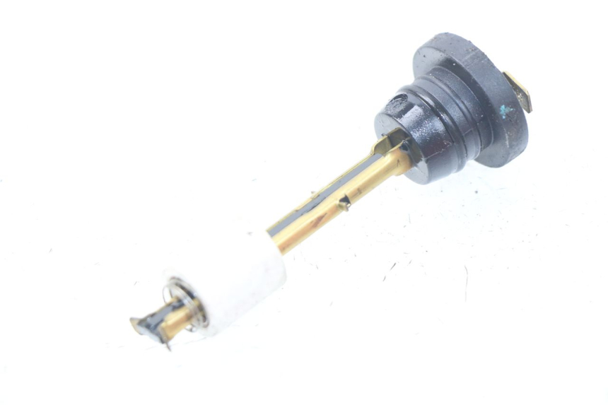 photo de OIL TANK DIPSTICK YAMAHA BW'S 50 (2004 - 2017) - Component detail