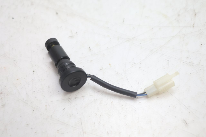 photo de OIL TANK DIPSTICK PEUGEOT KISBEE 2T 50 (2010 - 2017) - Alternative perspective