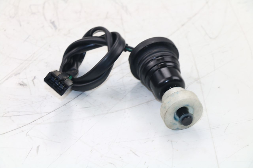 photo de OIL RESERVOIR DIPSTICK KYMCO AGILITY CITY 2T 50 (2008 - 2016) - Main view