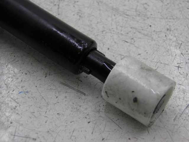 photo de OIL TANK LEVEL KYMCO AGILITY RS 2T 50 (2009 - 2013) - Alternative perspective