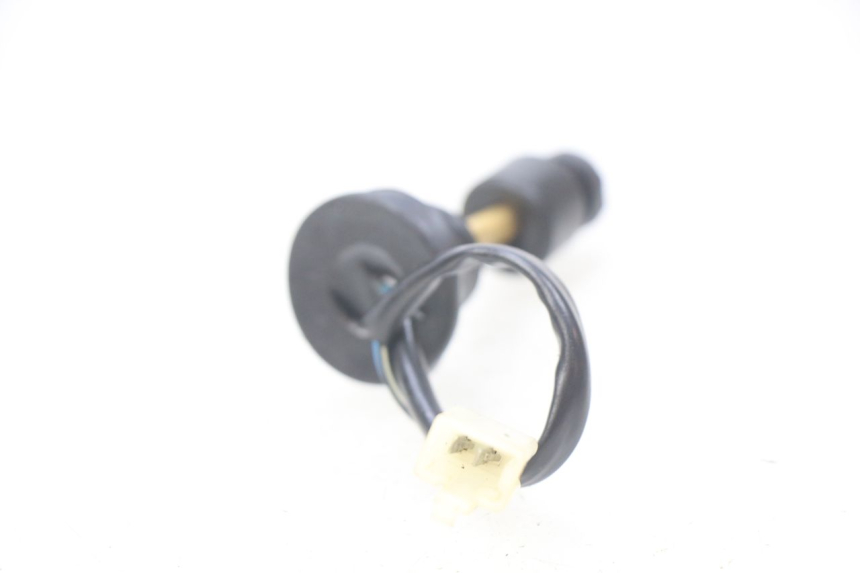 photo de OIL RESERVOIR DIPSTICK TNT MOTOR OTTO 2T 50 (2012 - 2018) - Zoom on usage condition