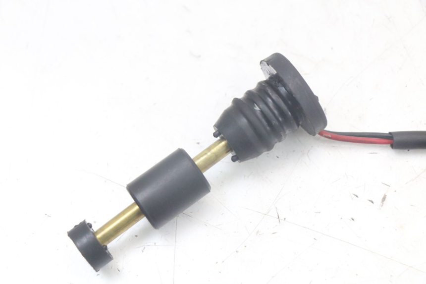 photo de OIL RESERVOIR DIPSTICK KEEWAY RY6 2T 50 (2011 - 2019) - Component detail