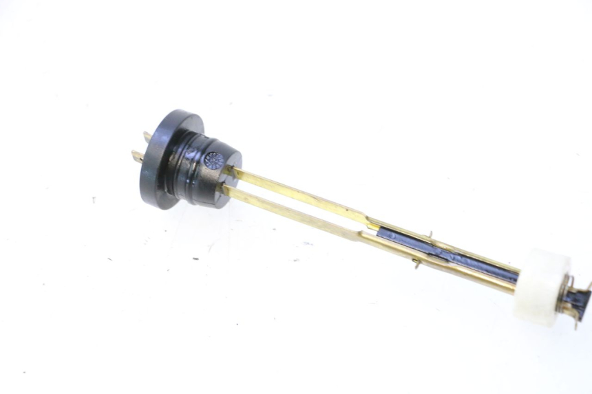 photo de OIL RESERVOIR DIPSTICK PEUGEOT SPEEDFIGHT 2 AC 50 (2000 - 2009) - Component detail