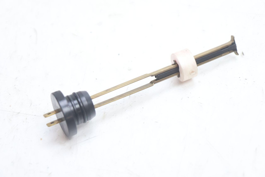 photo de OIL RESERVOIR DIPSTICK PEUGEOT SPEEDFIGHT LC 50 (1996 - 2002) - Main view