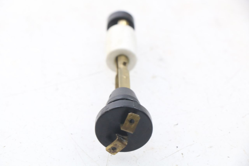 photo de OIL RESERVOIR DIPSTICK MBK STUNT NAKED 50 (2004 - 2018) - Component detail