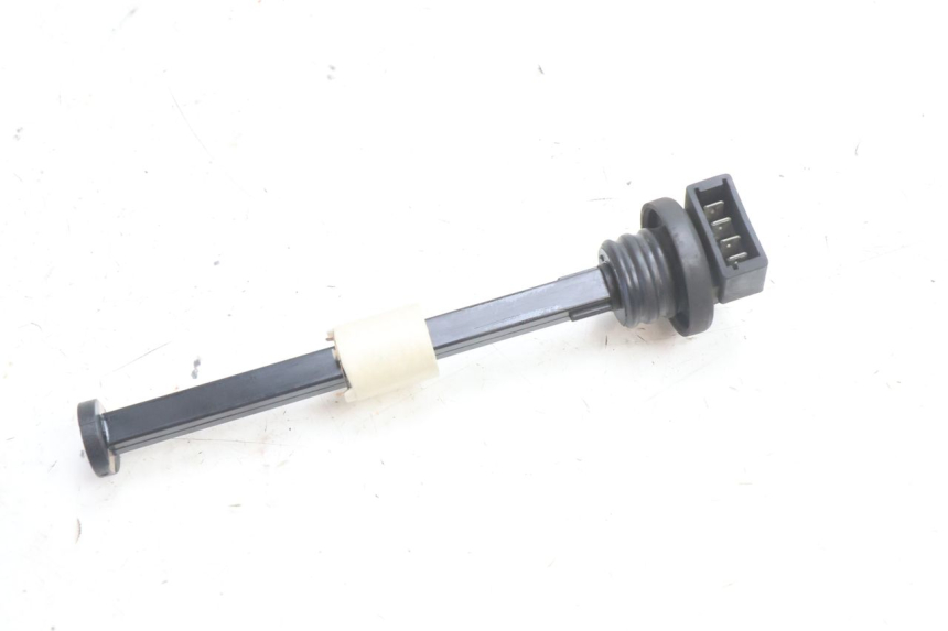 photo de OIL RESERVOIR DIPSTICK PIAGGIO VESPA S 2T 50 (2007 - 2014) - Main view