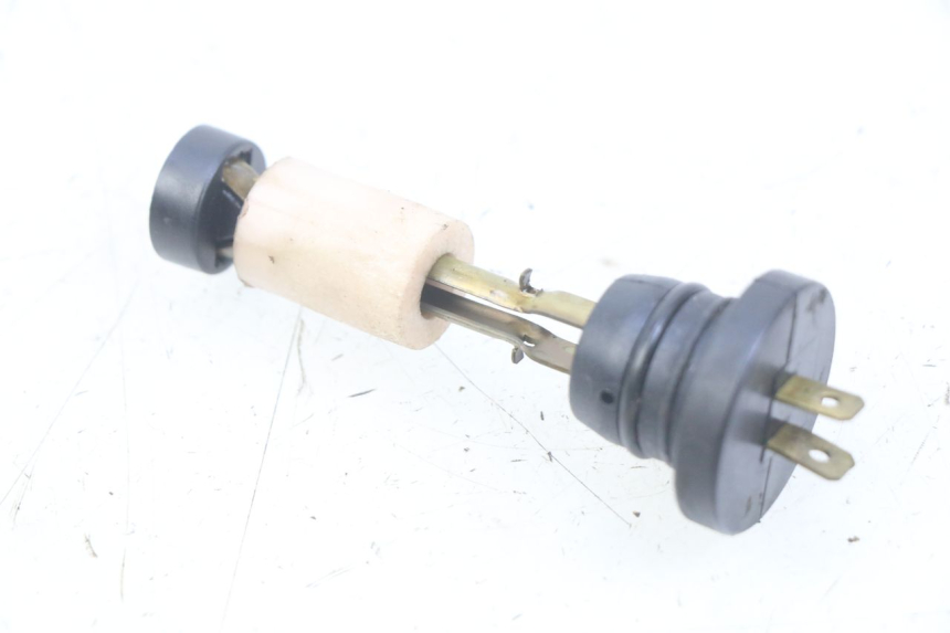 photo de OIL RESERVOIR DIPSTICK PEUGEOT ZENITH 50 (1994 - 1999) - Main view